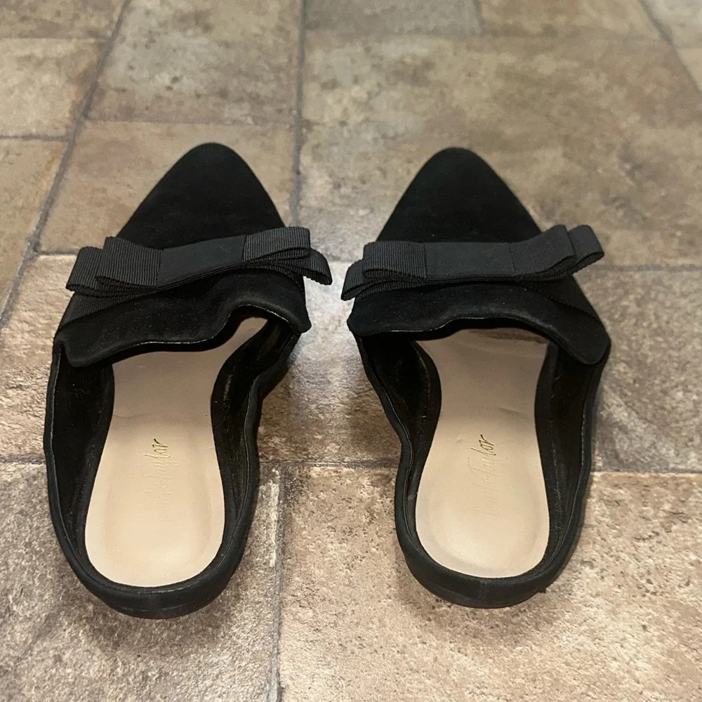 Lord + Taylor Black Pointed Toe Flats Size 8 Women’s Slip On Minimalist Shoes